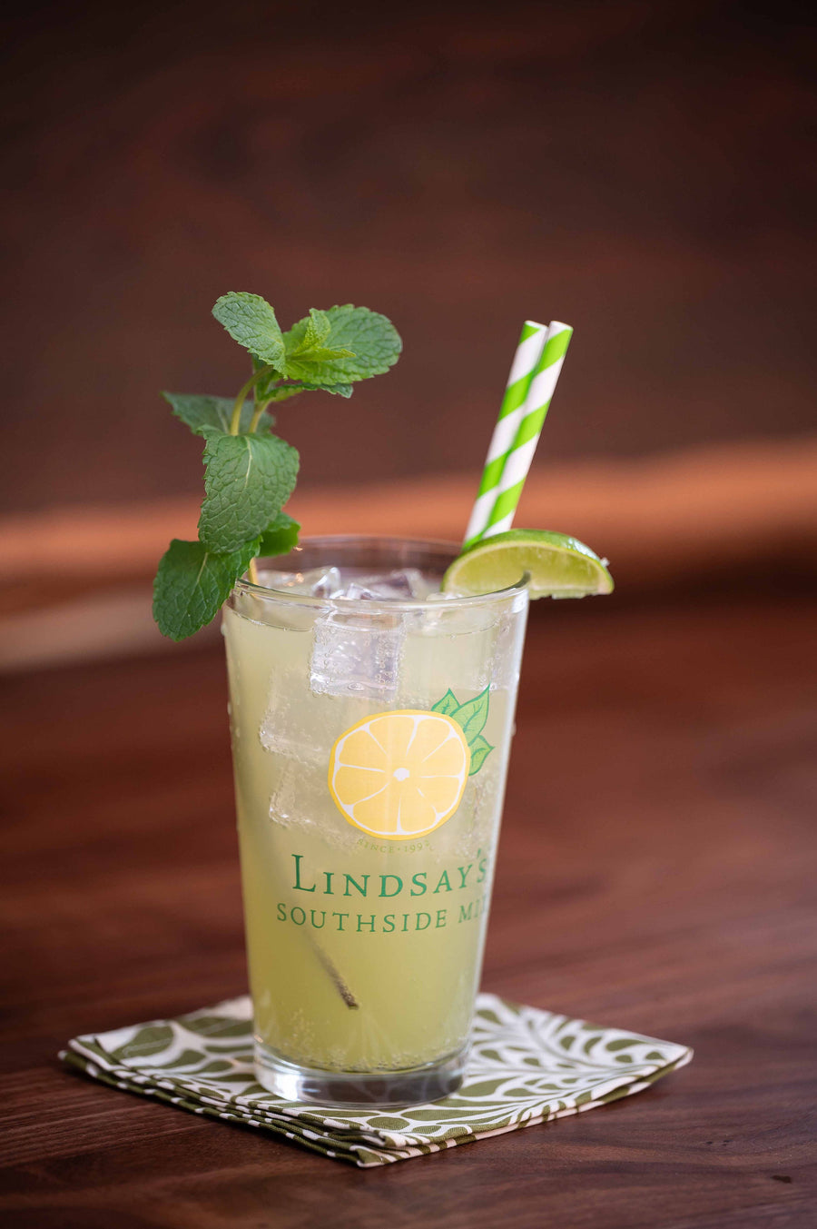 cocktail mixer pint glass